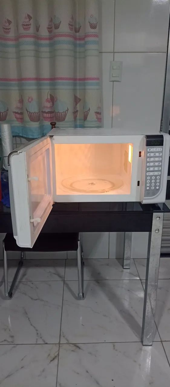 Microondas Eletrolux 31 litros  - Foto 4