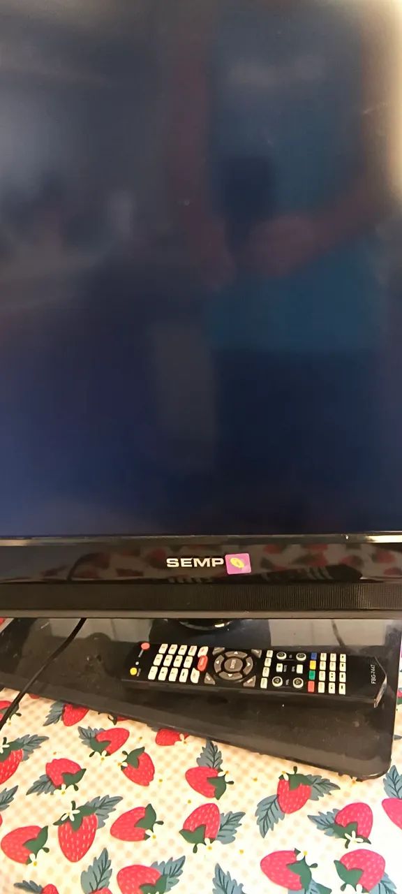 TV semp Toshiba 32 polegadas,tela LCD 1366x768 HD - Foto 2