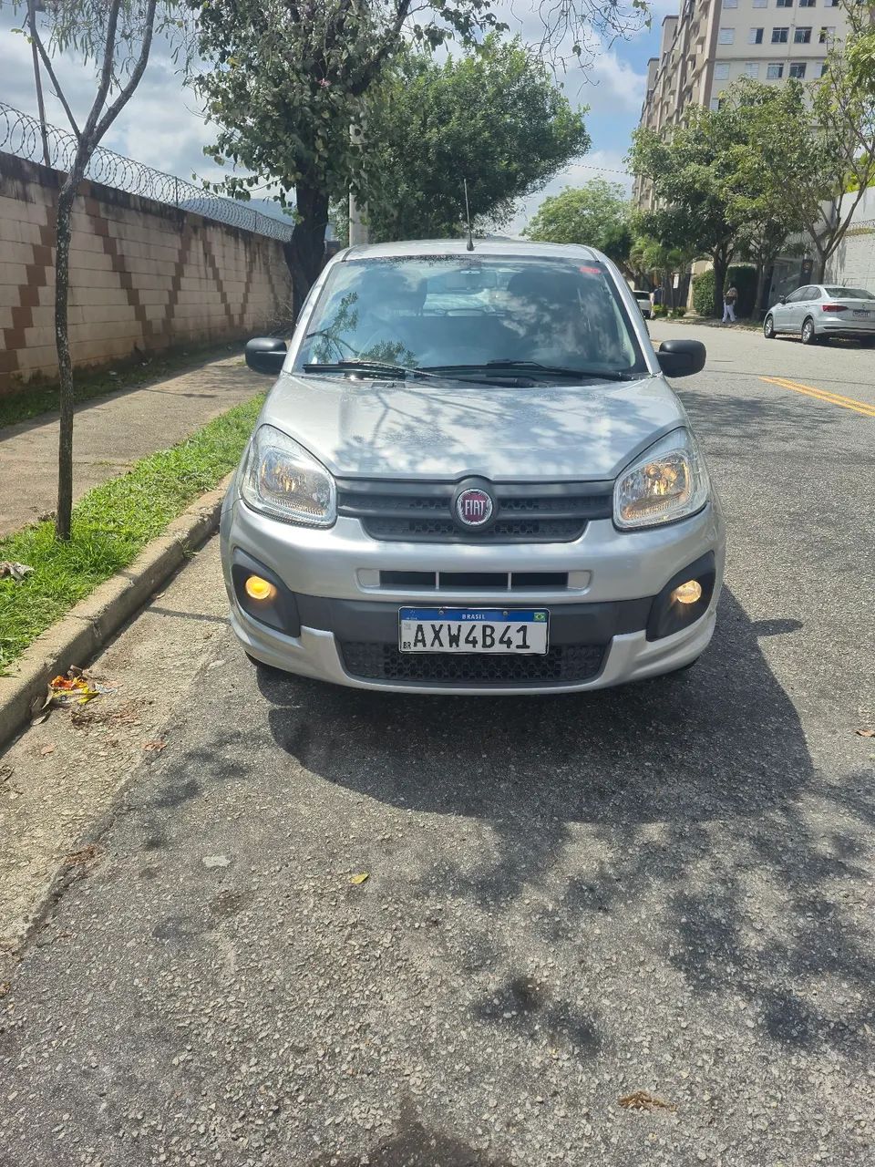 Fiat Uno Attractive 1.0 Flex 6V 5P 2017