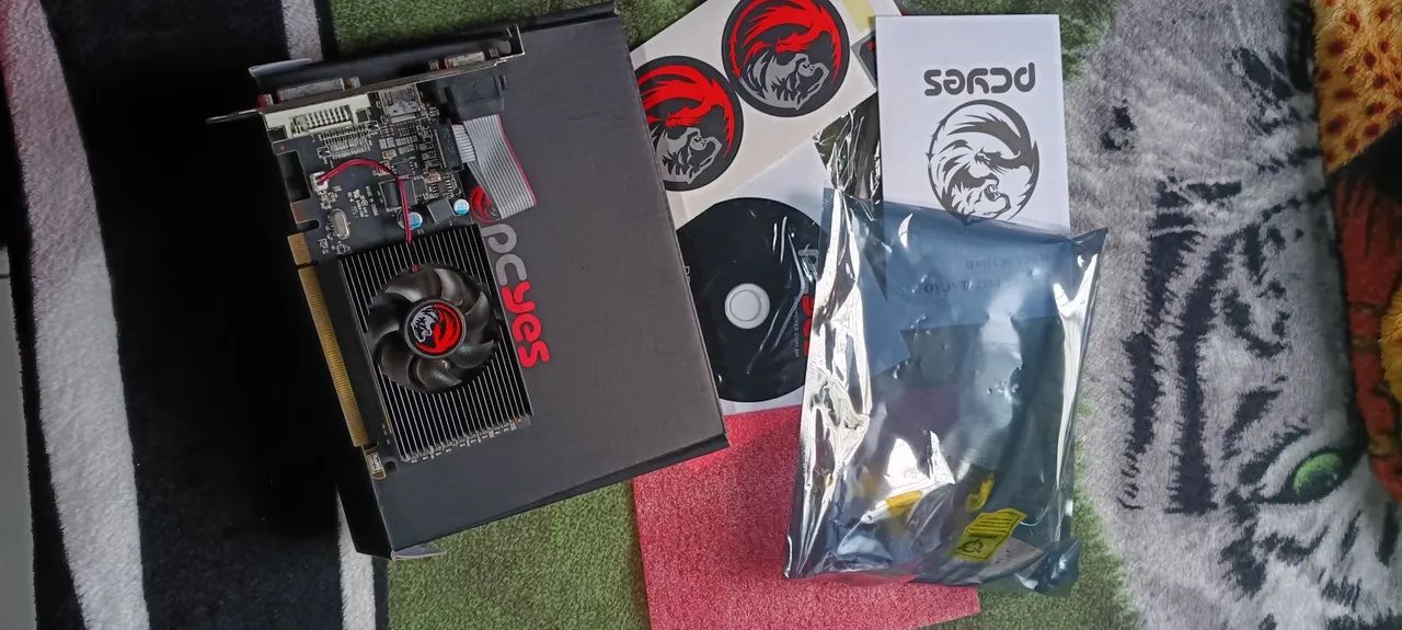 PLACA DE VÍDEO BÁSICA R5 230 2GB - Foto 3