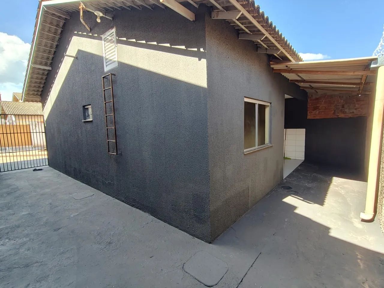 Vendo ágio casa dois quartos  - Foto 4