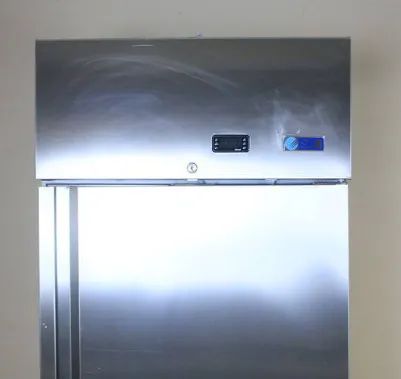 ISA LABOR FREEZER VERTICAL - Foto 3