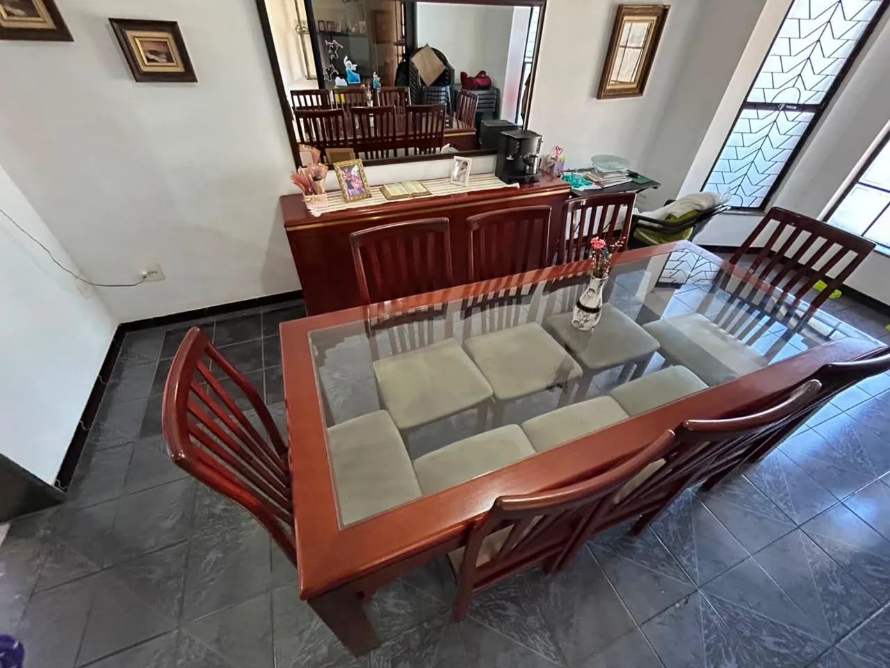 Mesa de vidro mogno com Buffet 