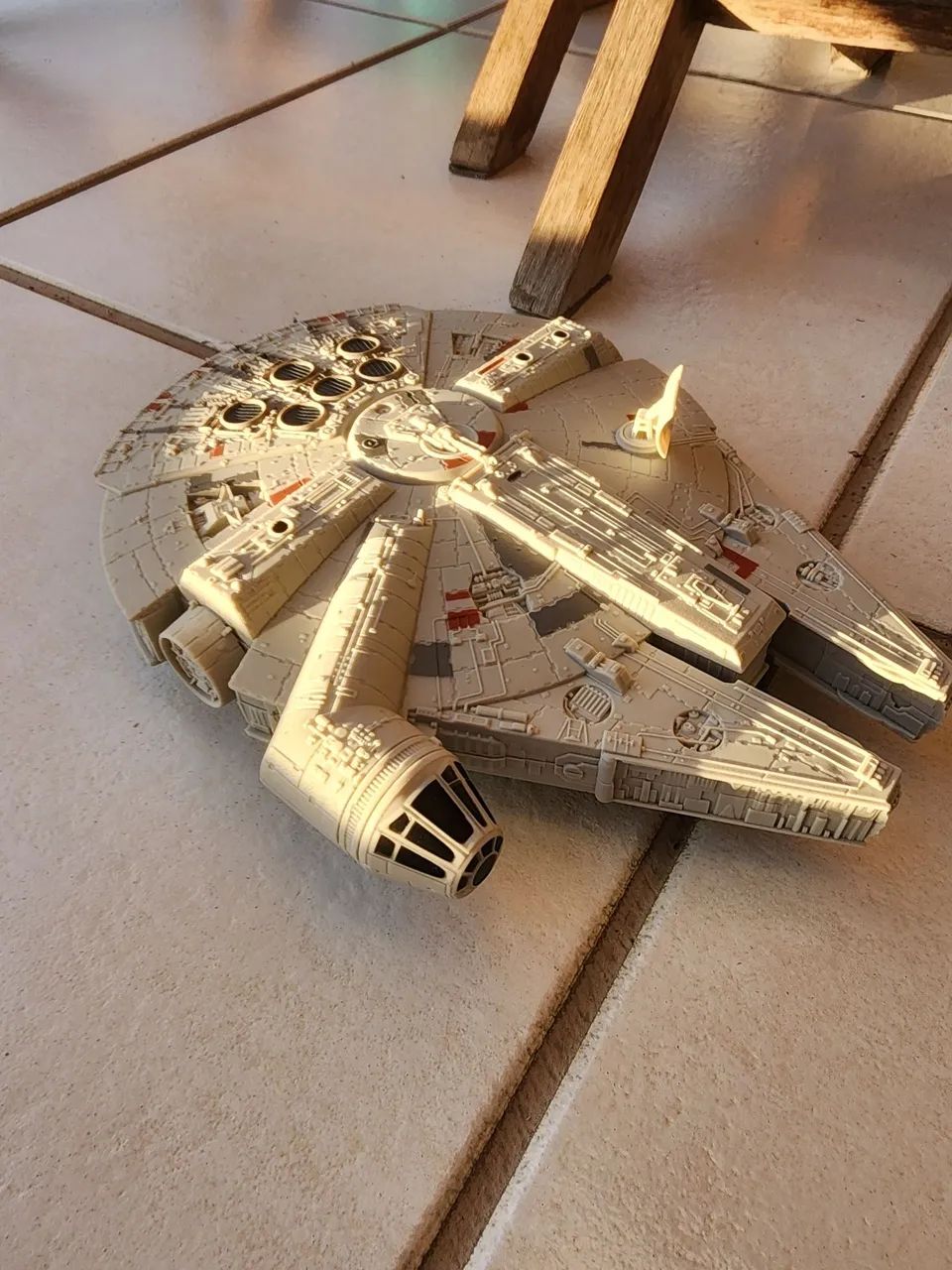 Nave Star Wars Millennium Falcon - Hasbro - Foto 4