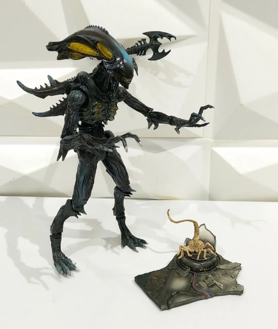 Figurine Play Arts – Aliens Colonial Marines N°1 Lurker – Square Enix – Scellée/Neuve