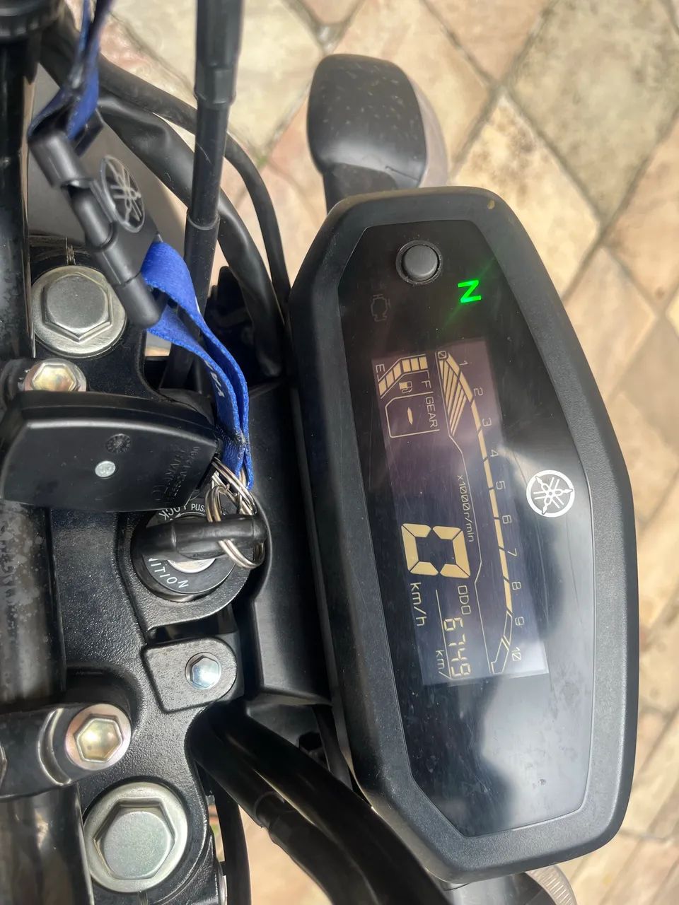 YBR Factor 2025 DX  - Foto 5