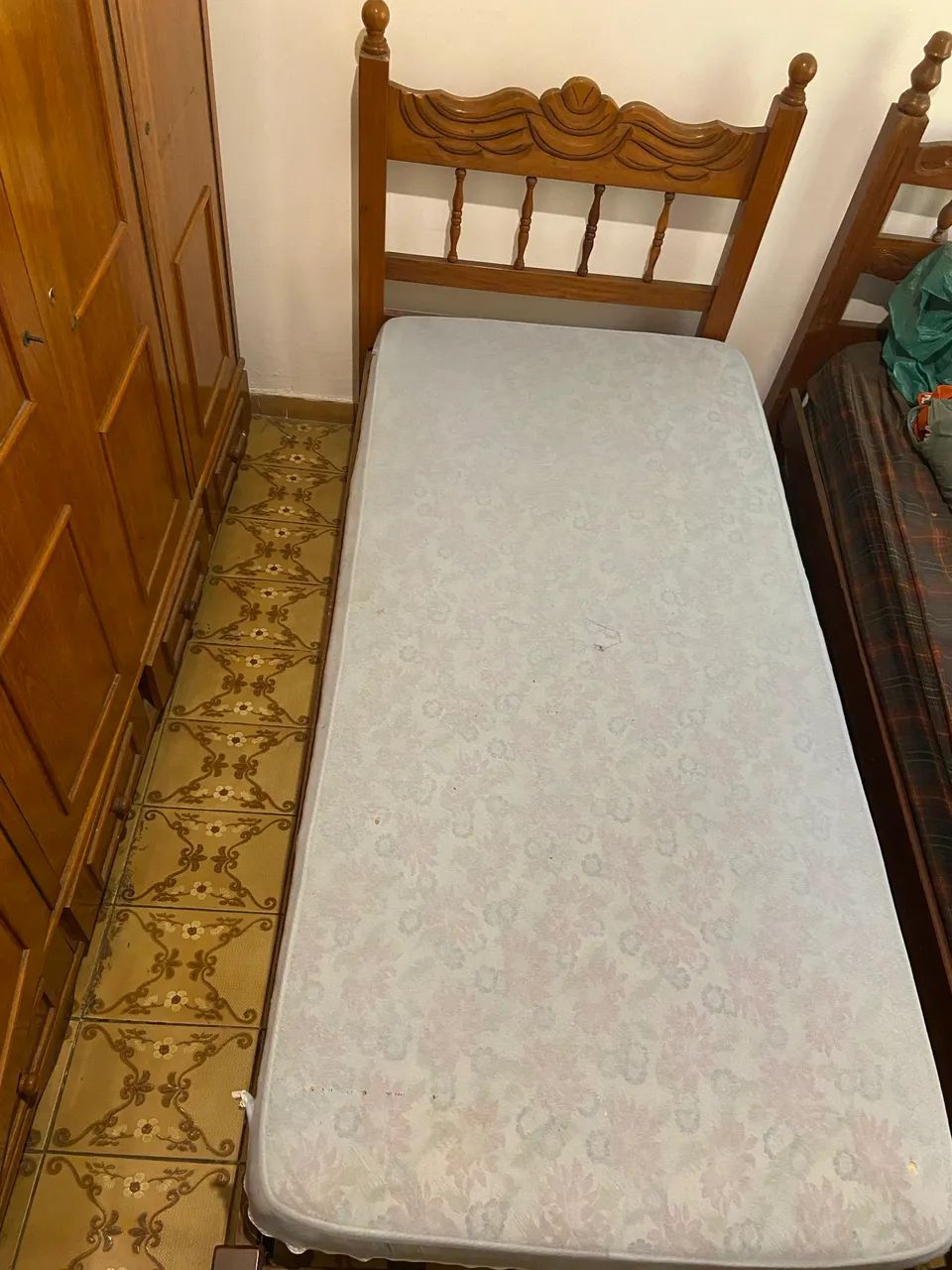 Cama solteiro/colchão