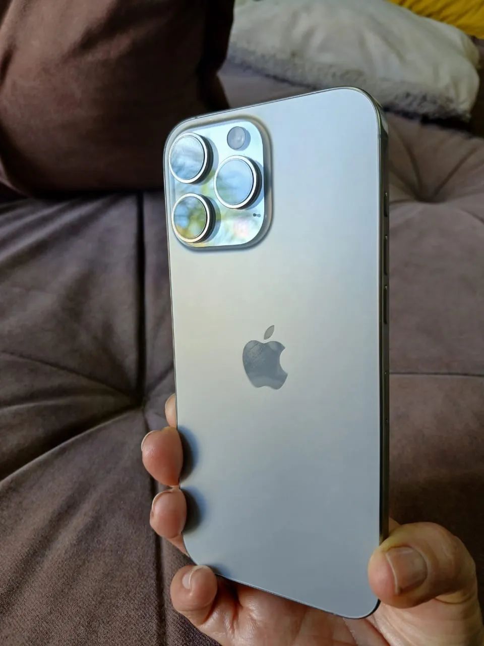 iPhone 16 PRO MAX - Foto 4