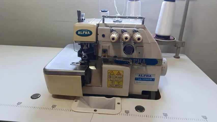 Overlock Industrial Alpha modelo LH-3-504M204