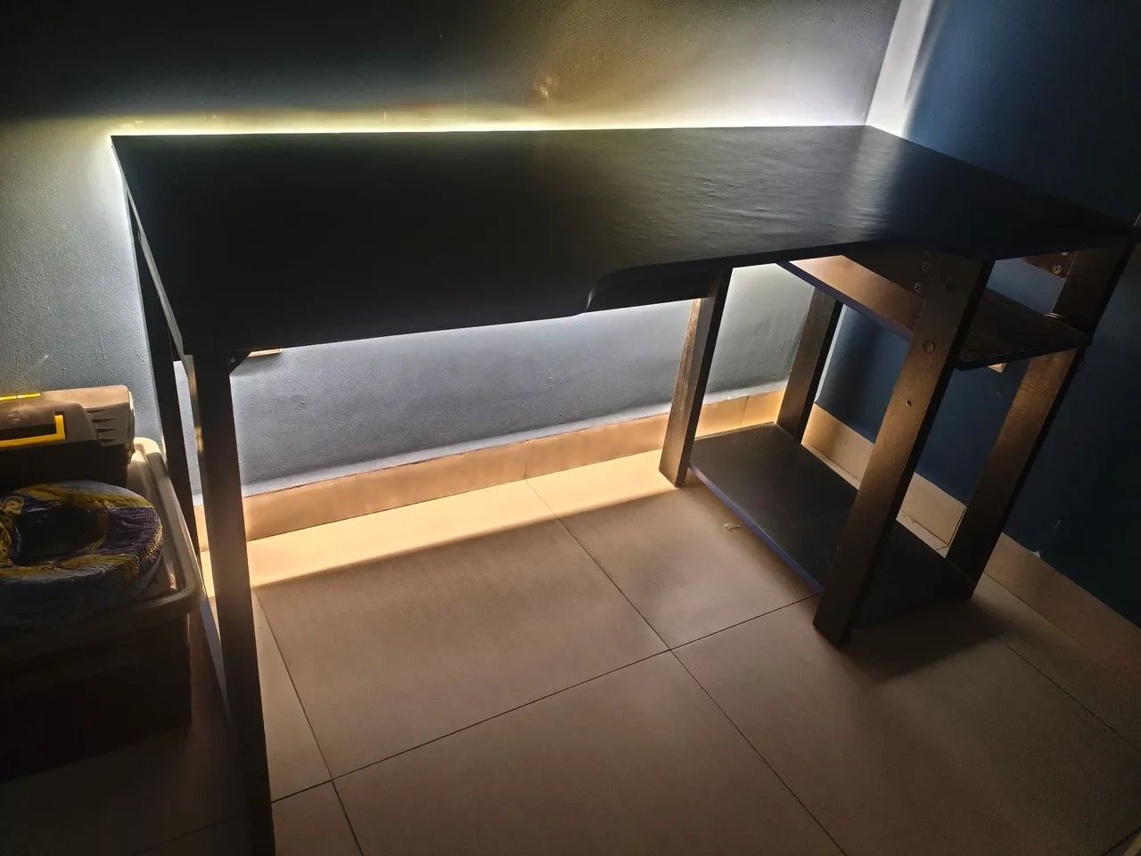 Mesa Gamer com led - Foto 3