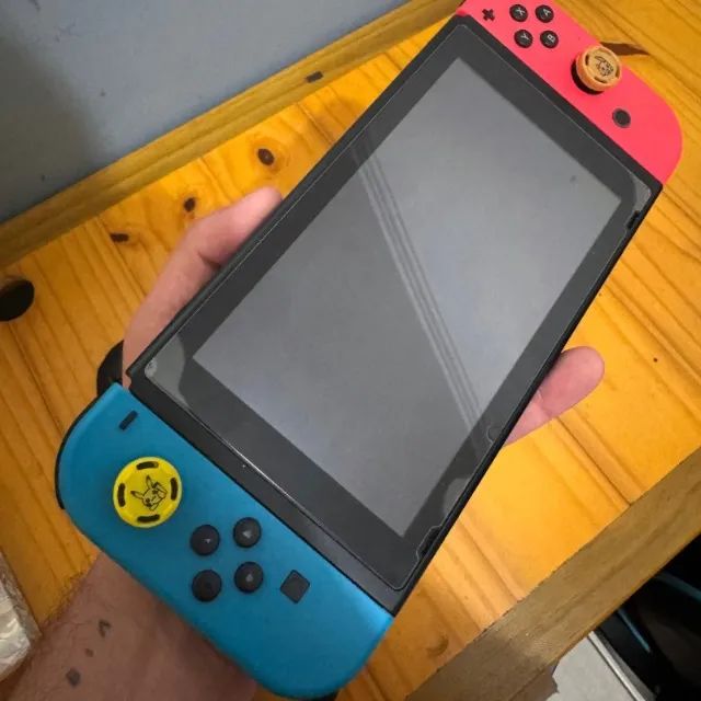Nintendo Switch + Pro Controller + Jogo Mario Kart 8 - Foto 2