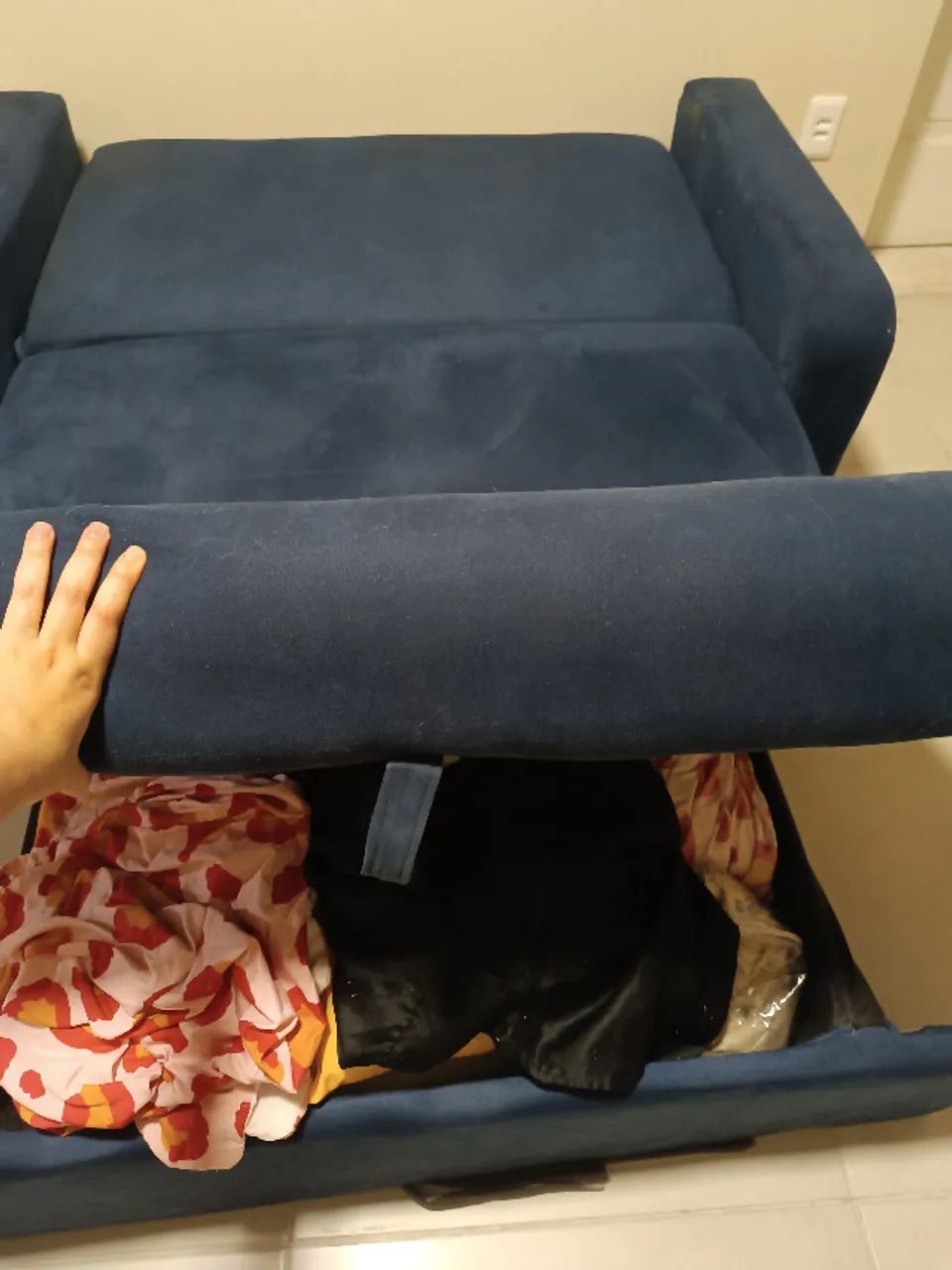 Sofá cama de casal com baú - Foto 4