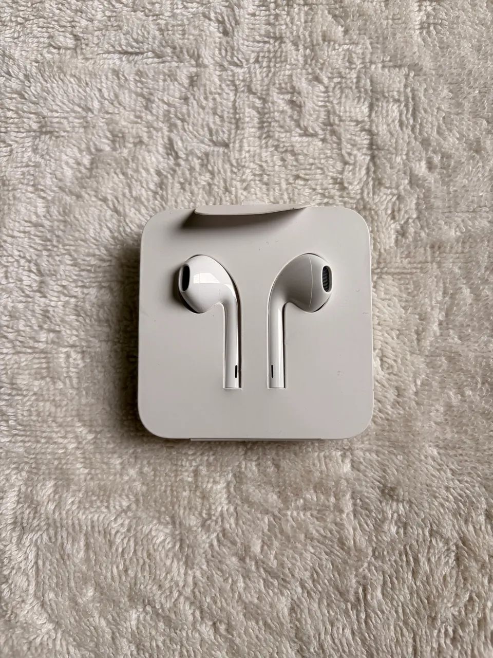 Fone Apple com fio (Lightning)