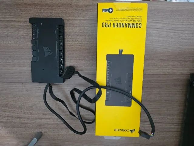 Corsair Commander Pro - Controladora Digital de RGB e Ventoinhas - Foto 3
