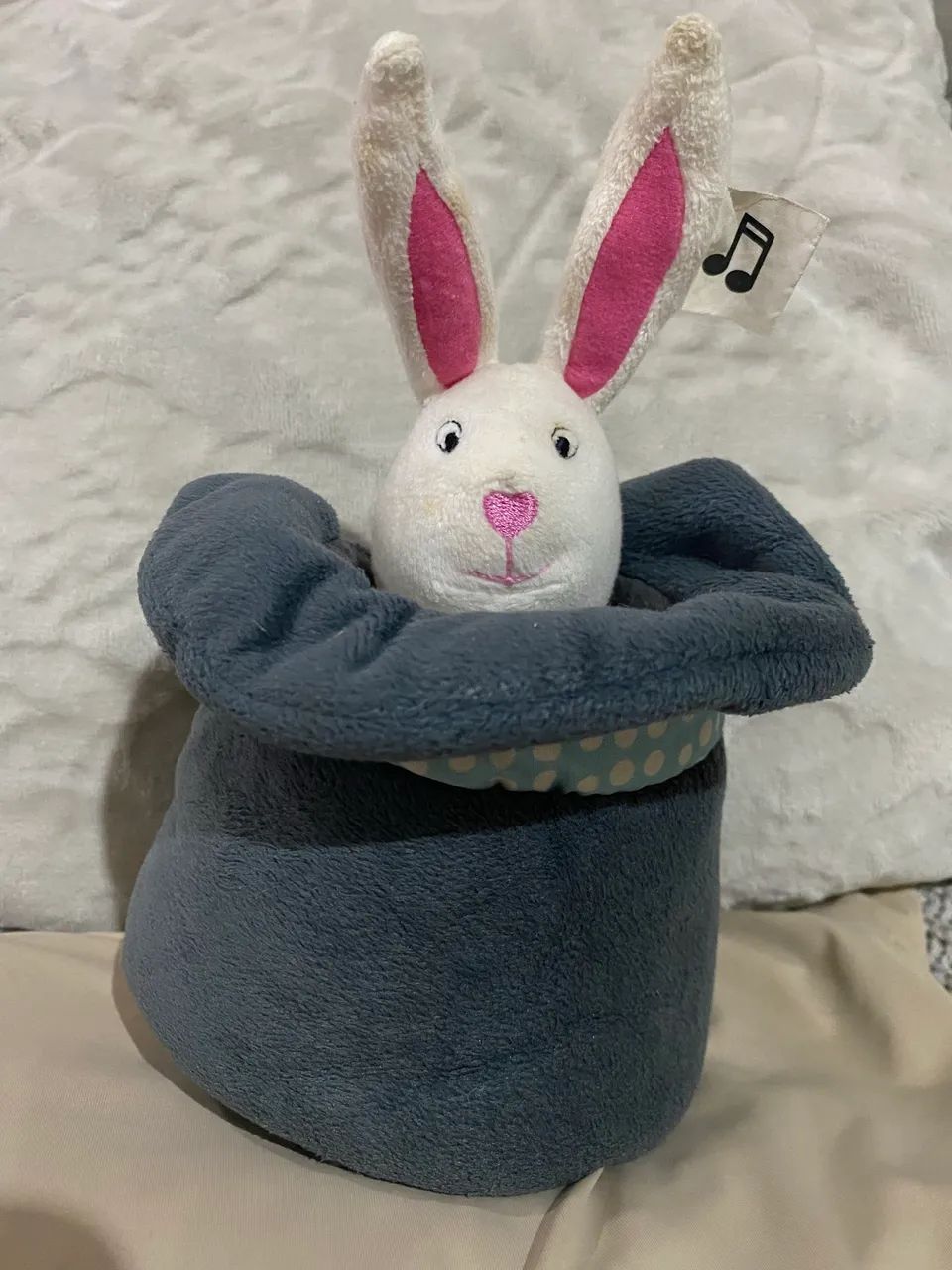 Coelhinho de decoração de Páscoa musical 