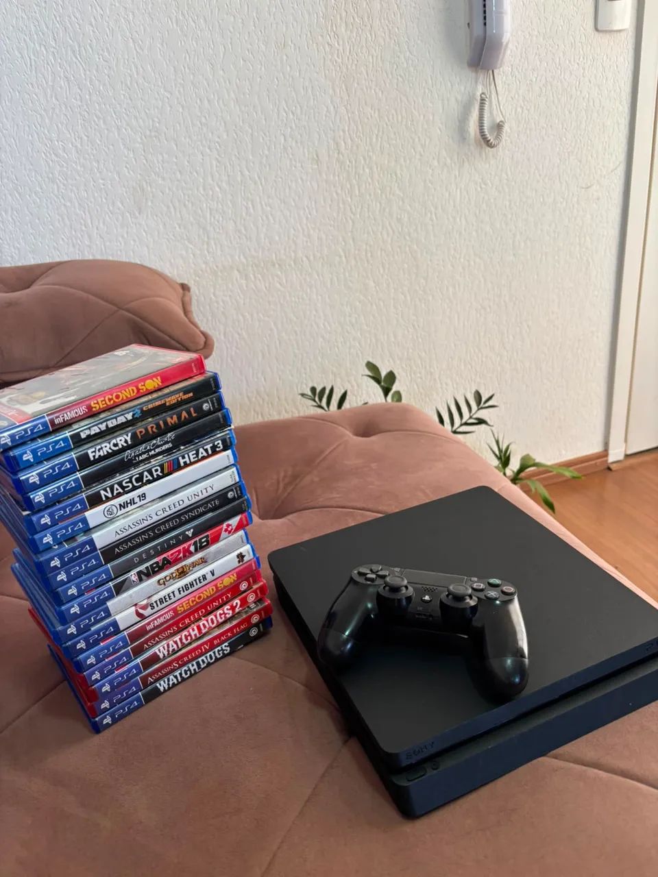 Ps4 slim mais 3 jogos. - Foto 4