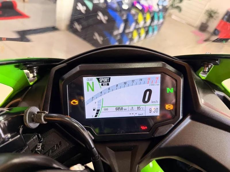 Kawasaki Zx-4r 2025 - 1482614803 | OLX