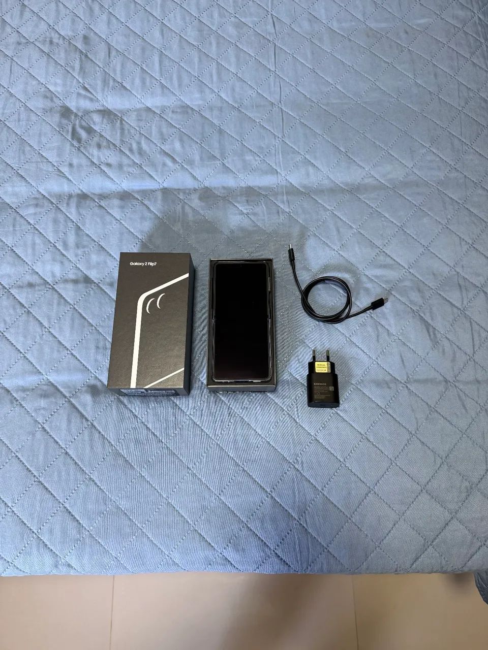 Samsung Galaxy Z Flip 7