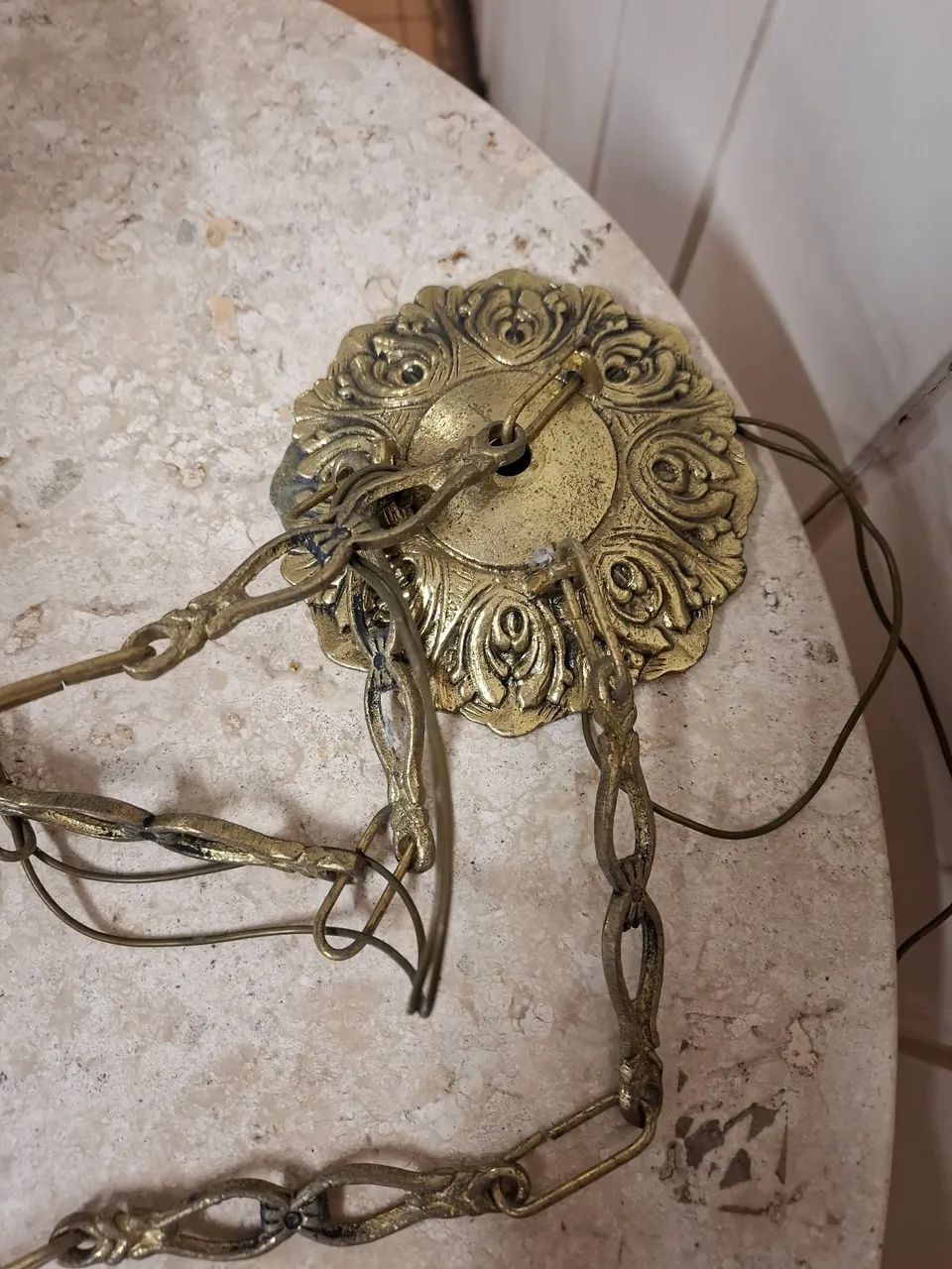 Lustre Pendente Estilo Lampião Colonial - Bronze Maciço e Cúpula Opalina - Foto 5