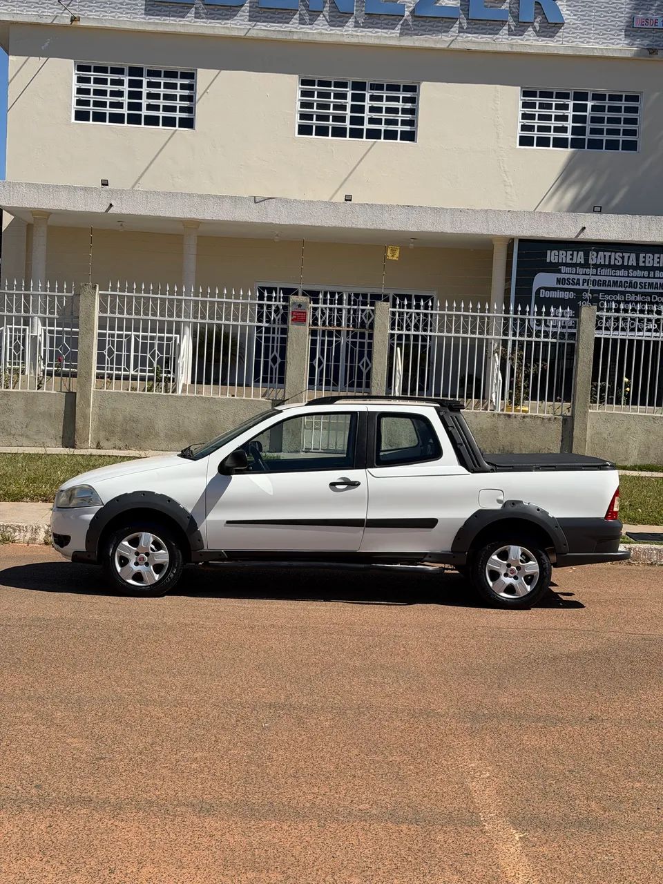 Fiat Strada Working Celeb.1.4 Fire Flex 8V CD 2013 - Foto 4