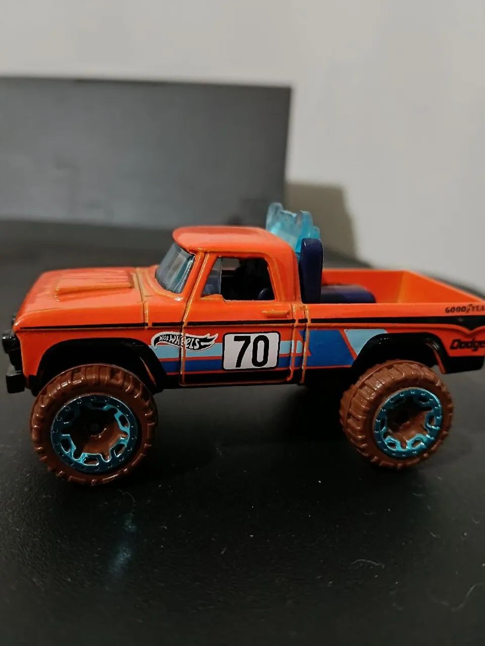 Pack Hotwheels 4 miniaturas  - Foto 3