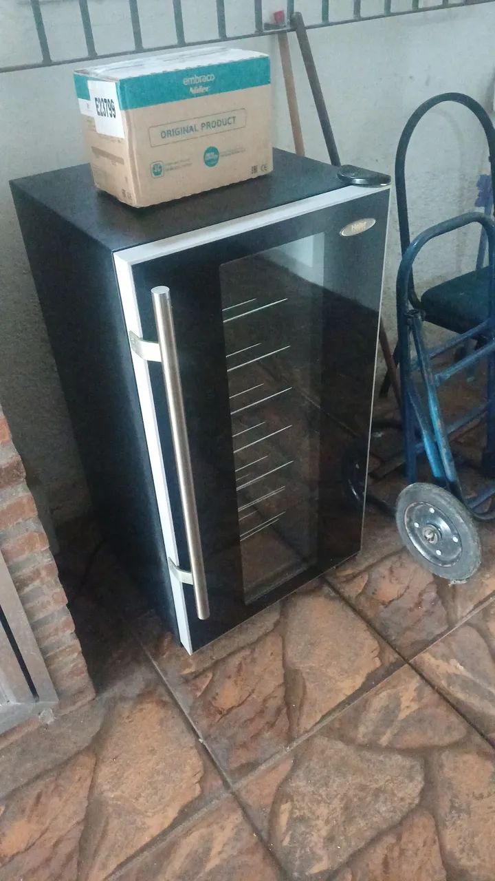 Adega Importada Haier 42 garrafas - Foto 2