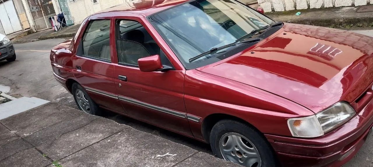 Ford Verona GLX 1.8i / 1.8 4P (álcool) 1994