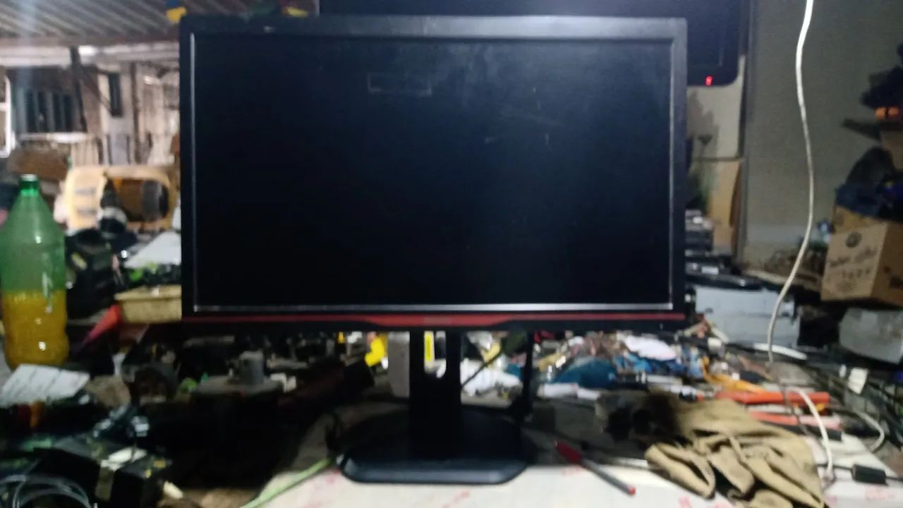 Monitor gamer Philips 242G5D com tela quebrada  - Foto 2