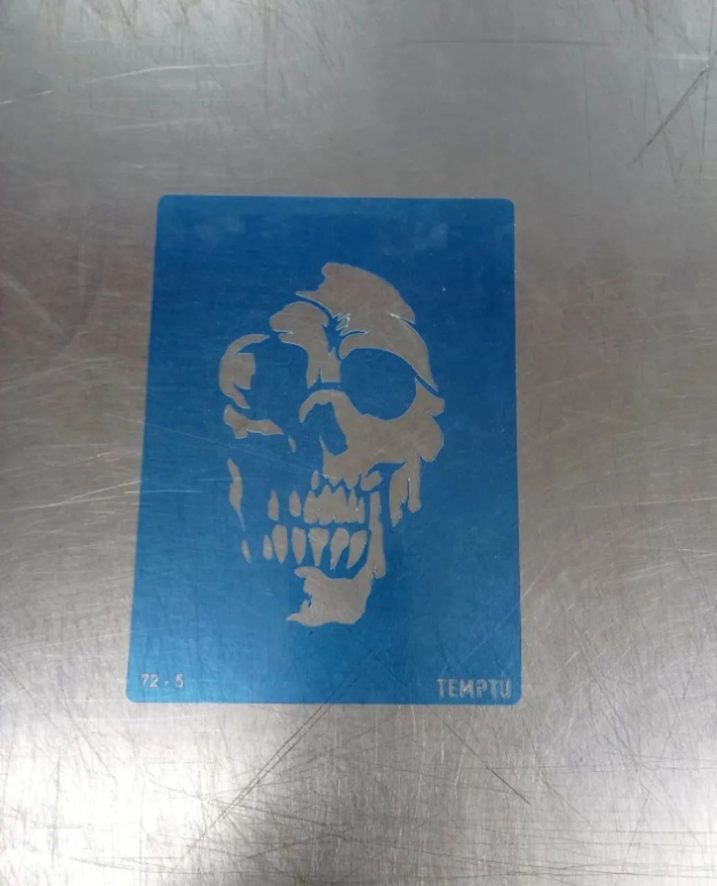 3 Stencils Caveira NOVOS - Foto 4