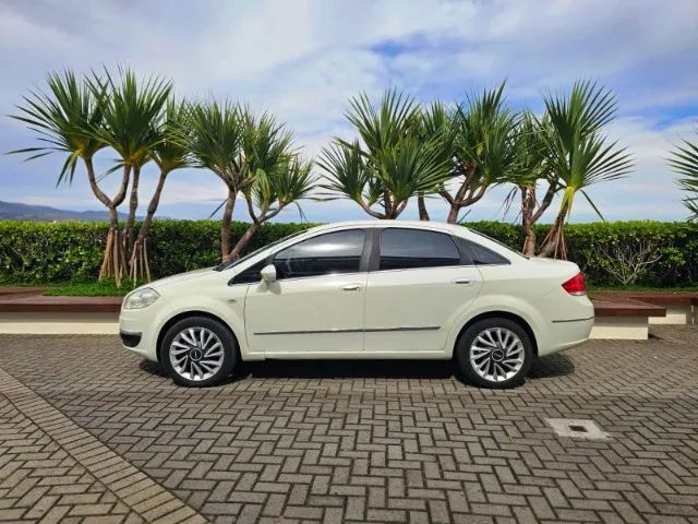 Fiat Linea Absolute 1.9/1.8 Flex Dualogic 4P 2016 - Foto 3