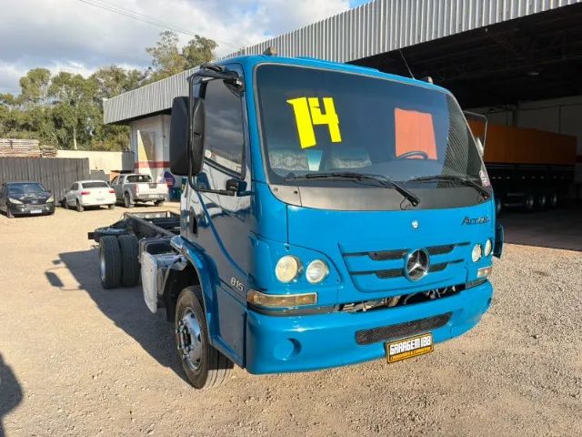 Mb Accelo 815, 2014 , no chassi.