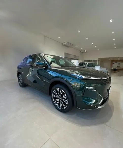 Geely EX5 EM-i ULTRA, foto 1 de 16