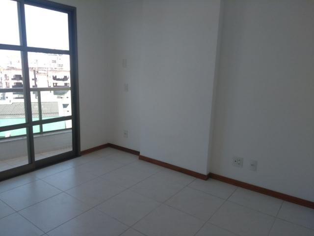 Cobertura Duplex de 3 quartos, sendo 3 suítes na Praia da Costa - Foto 13