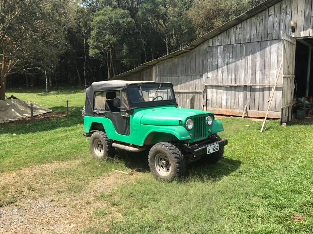 Jeep ano 1961