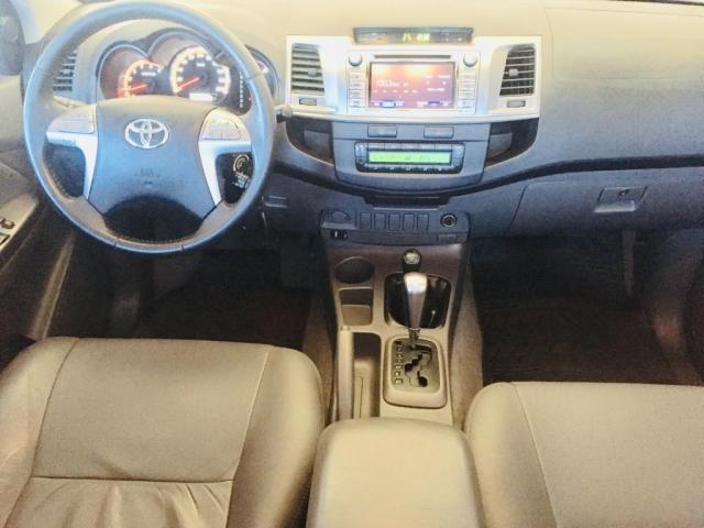 TOYOTA HILUX CD SRV D4-D 4X4 3.0 TDI DIESEL AUT - Foto 8