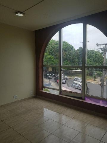 Sala, 22m2, para escritório super bem localizalizada, no Bairro Parque 10 - Foto 2