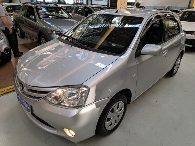 Toyota Etios XS 2013 Prata (Completo / Baixo Km)