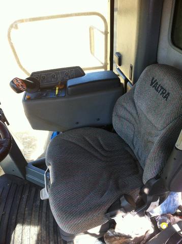 Colheitadeira Valtra 6500 - plataforma de 25 pes - Impecavel!!! - Foto 6