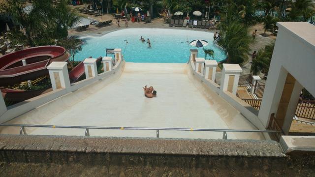 Caldas Novas, Hotel Lacqua, Lazer, diversão e descanso em um só lugar com piscina de ondas - Foto 15