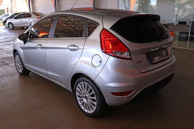 FORD FIESTA 1.6 TITANIUM HATCH 16V - Foto 8