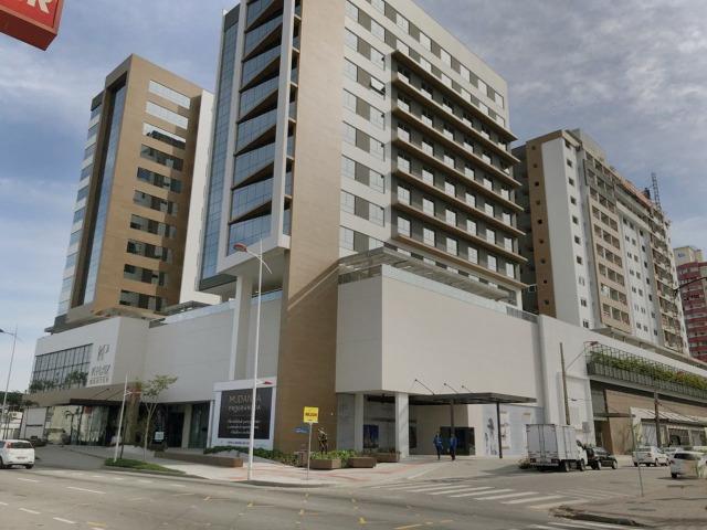 Ampla sala comercial nova com garagem para alugar em Campinas São José