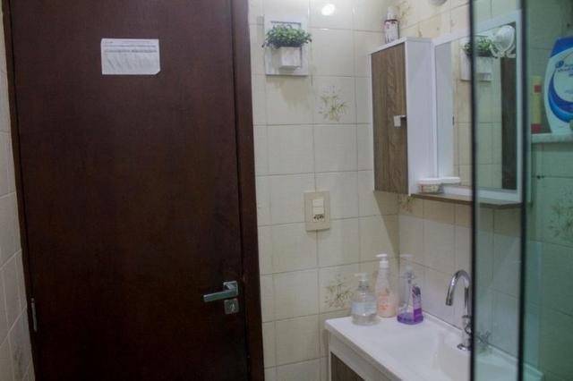 Espetacular Casa-Condomínio Fechado-Localização Privilegiada em Olaria - Foto 11