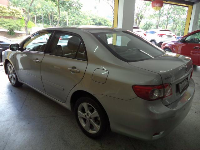 COROLLA 2011/2012 1.8 GLI 16V FLEX 4P AUTOMÁTICO - Foto 3