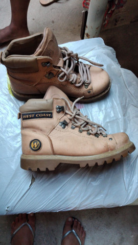 bota para construção civil feminina