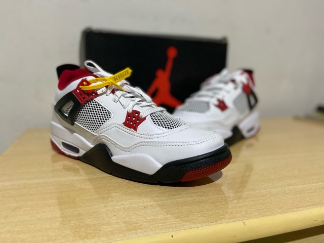 jordan 4 branco e vermelho