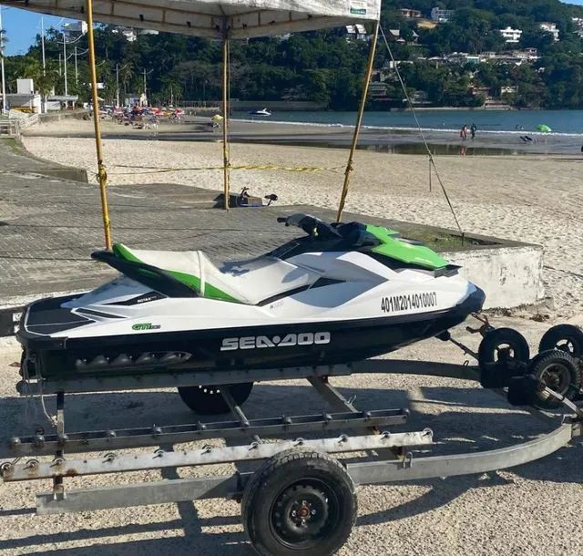 Jet-ski 