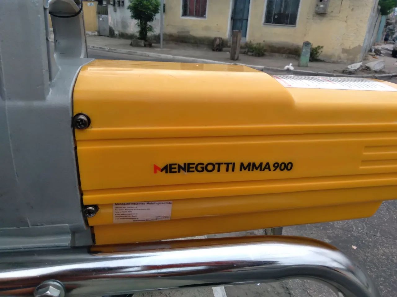 Pistola de pintura Menegotti MMA 900 - Usada - Foto 2