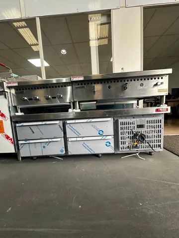Balcão 4 gaveta refrigerado inox  red chamaleon 