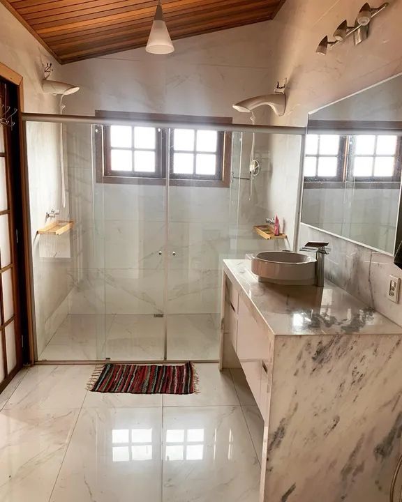 EXCELENTE OPORTUNIDADE! CASA MARAVILHOSA COM CINEMA E BOATE! - Foto 5