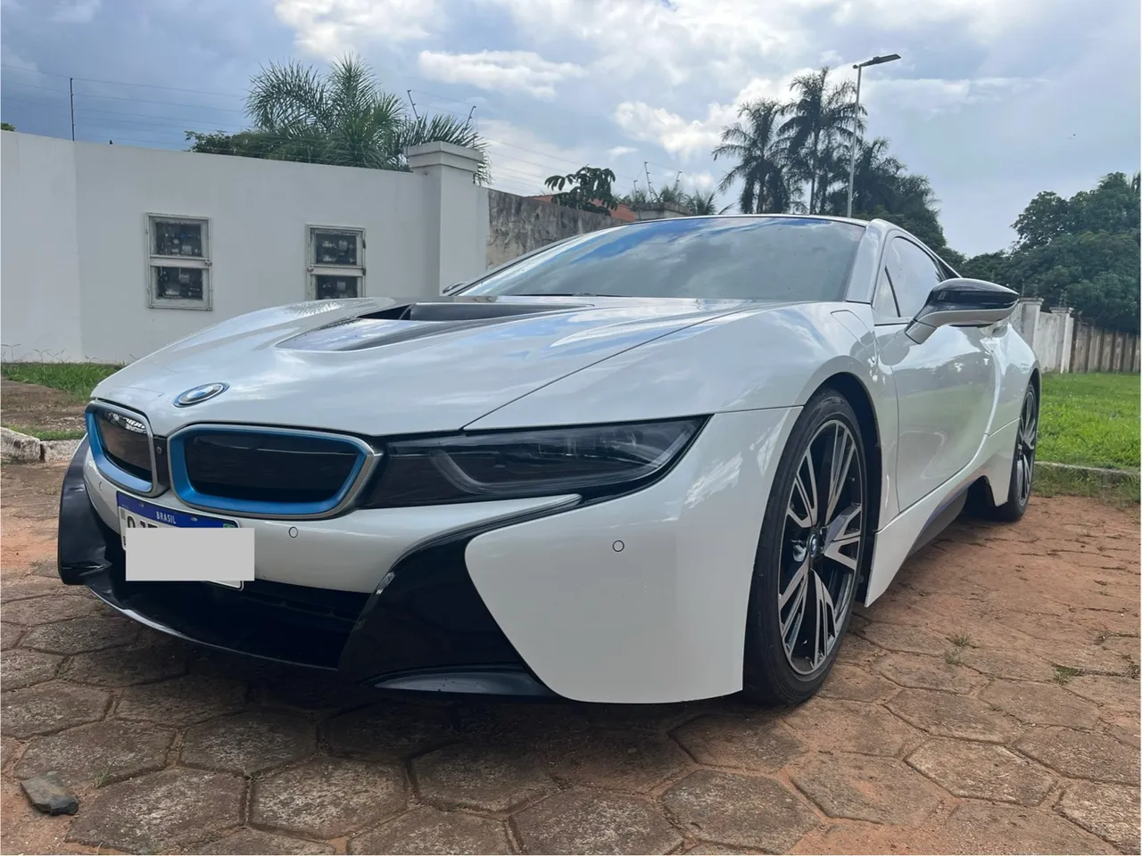 "carro bmw i8" no Brasil